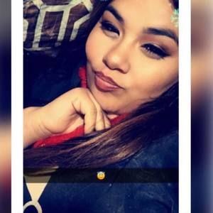 Meet your Posher, Vicenta